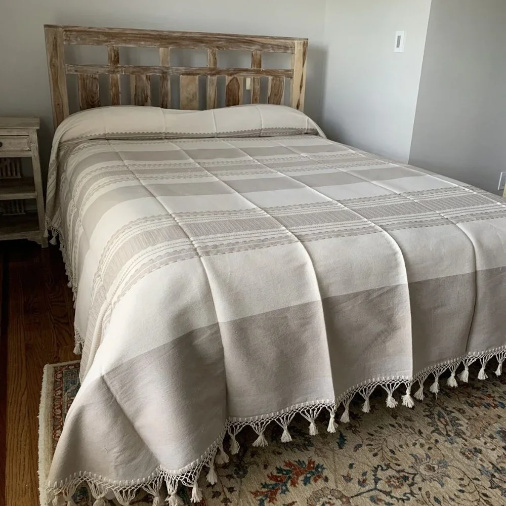 Hand loom Queen Size Cotton Bedspread.